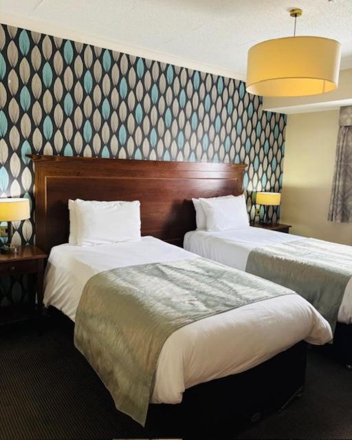 The Coleshill By Greene King Inns Экстерьер фото